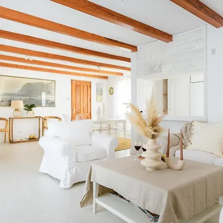 The Cliff - Comfortable & Friendly 3 Bedroom - Gigantes